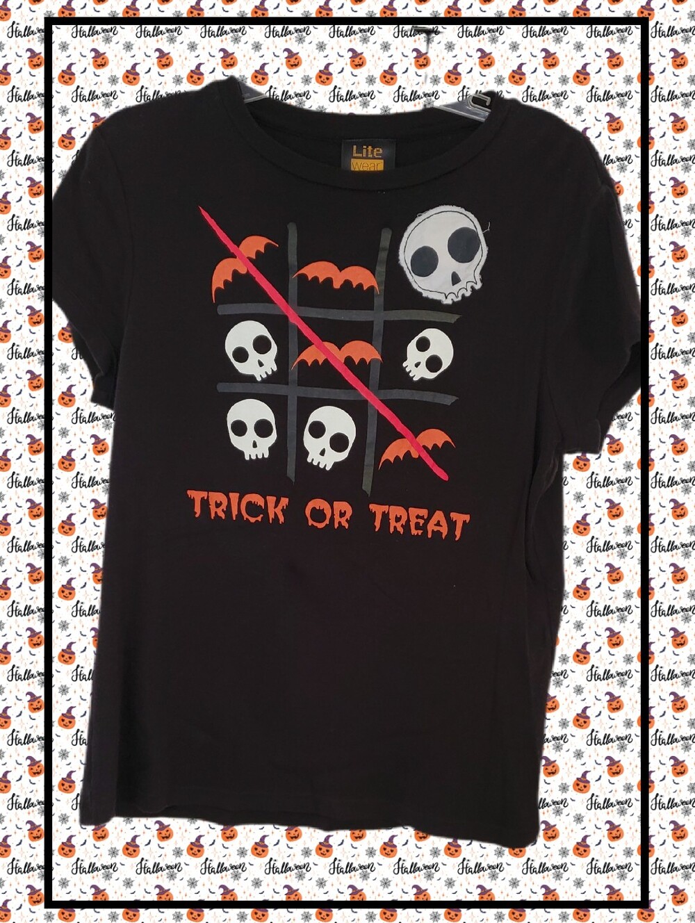 Halloween t-shirt women's L - XL 16/18 skeleton & bat tic-tac-toe